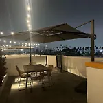 Dream Escape With Great Rooftop Views